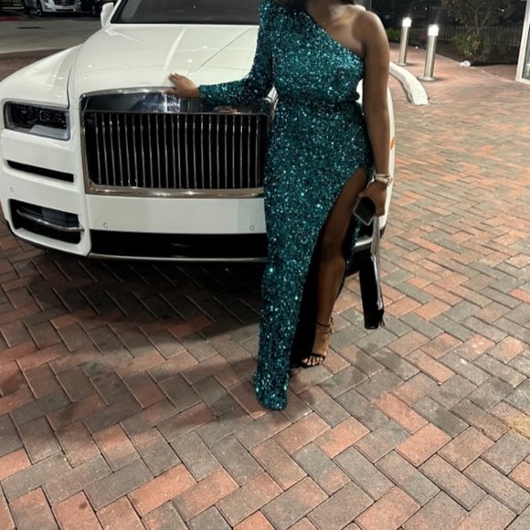 Bronx and Banco Galaxy gown - Picture 2 of 2